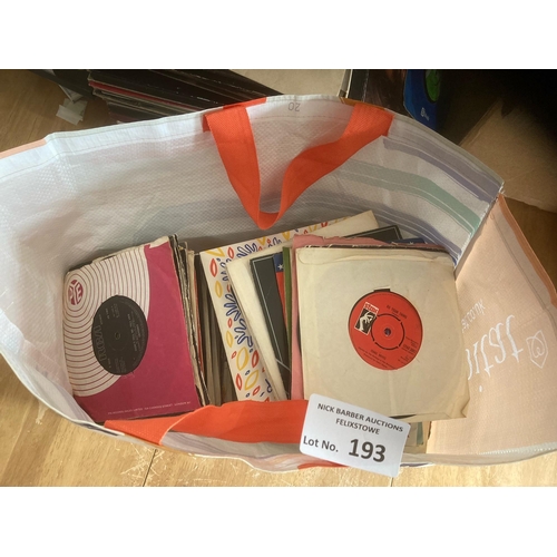 193 - Records : Bag of 200+ mixed lot of 7'' singles unsorted needs viewing