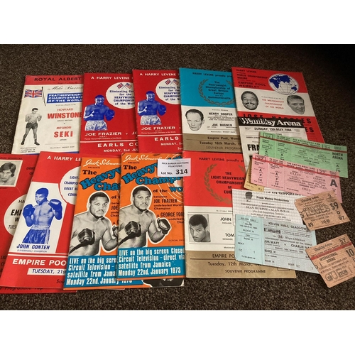 314 - Boxing : Collection of programmes inc Bugner/Frazier, Conteh, Cooper etc plus tickets inc Cooper v E... 