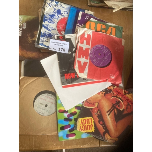 178 - Records : Nice box of 7