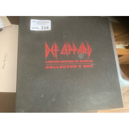 114 - Records : DEF LEPPARD Ltd edition CD singles collectors box DEF-CD-7