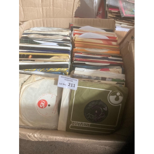 211 - Records : A box of 200 singles many rarities amongst