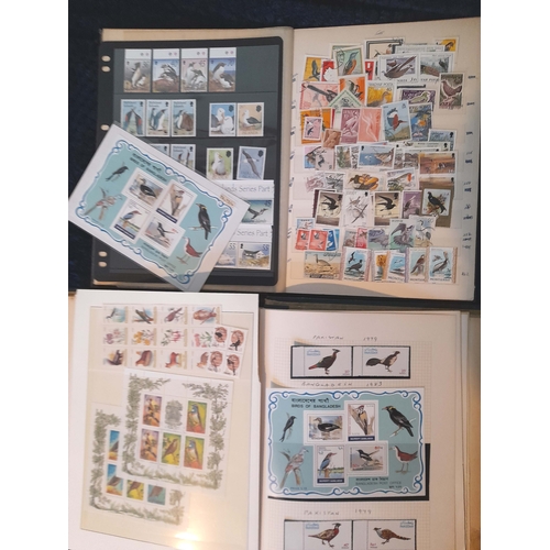 12 - Stamps : BIRDS fine accumulation in 2 Albums, Stockbook, on pages and loose. A very fine lot with 10... 