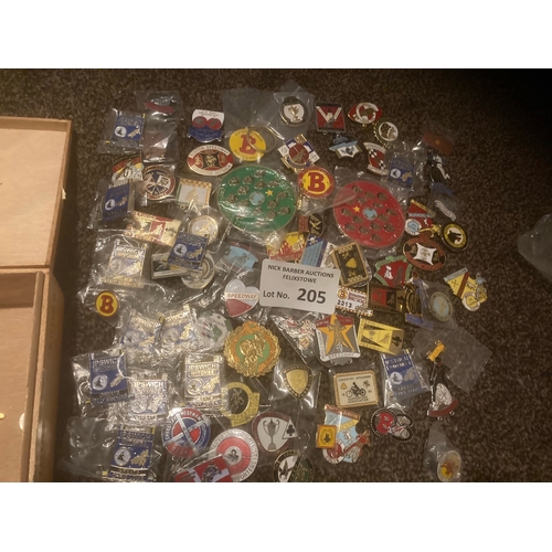 205 - Speedway : good collection of badges mostly 1980s/90s nearly all club issues - great lot (74)