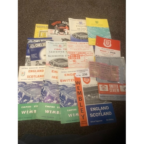 235 - Football : Good lot of programmes mid 1950s-60s inc 55 & 62 Charity Shield, many clubs, few Scot... 