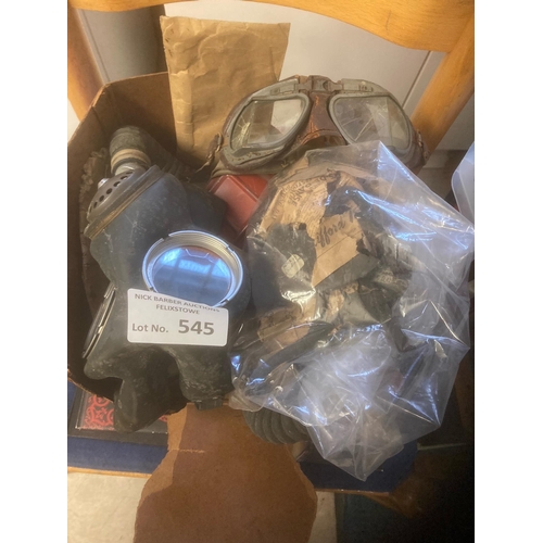 545 - Collectables : Militaria - WWII gas mask, googles etc & a bag of bits of various pieces of equip... 