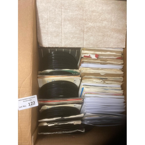 122 - Records : 2 large boxes of mixed 7