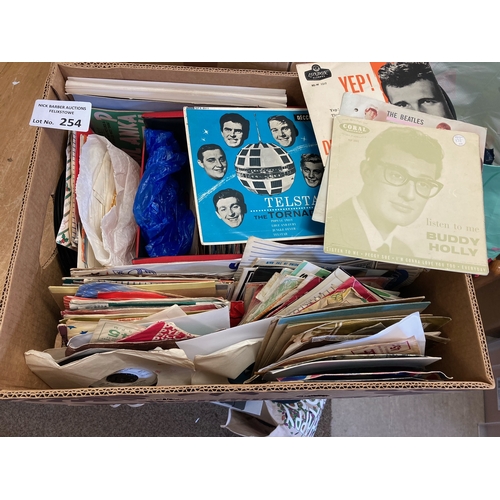 254 - Records : Large box of 7