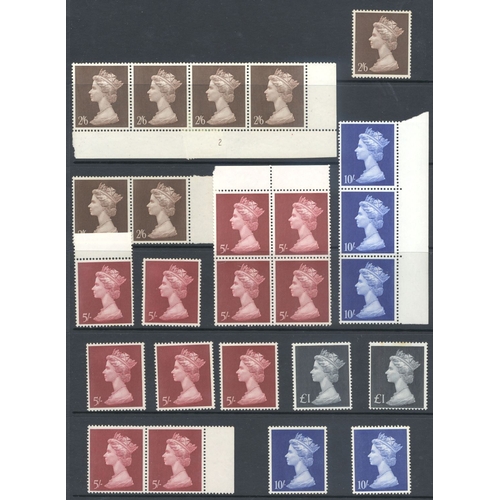 383 - Stamps : GREAT BRITAIN QEII Various Castle and Machin Sterling sets to £1 (all UMM) Quantity see sca... 