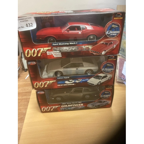 432 - Diecast : James Bond 007 - joyride models 1:18 scale - Mustang, Aston Martin, Lotus Esprit - all lot... 