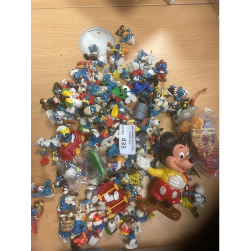 435 - Diecast : Smurfs - lovely collection/mass of original figures - peyo Germany 1970s - great lot