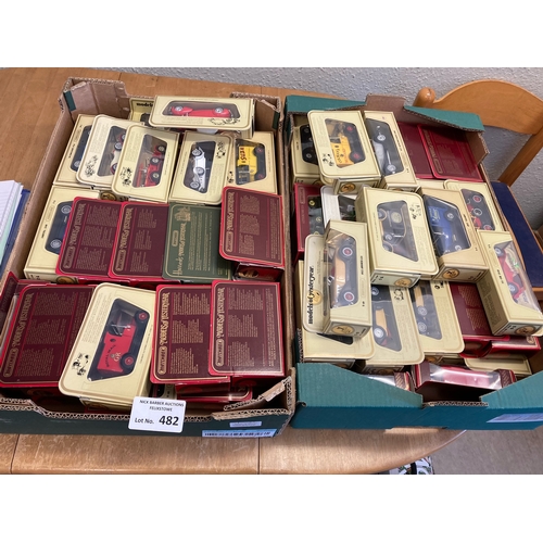 482 - Diecast : 2 boxes of models of yesteryear yellow/red boxes in good cond (70)