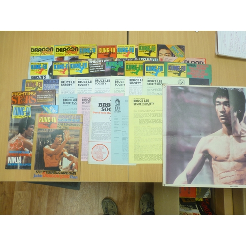 619 - Comics/Magazines : Bruce Lee connected items inc Kung Fu, records, cassettes etc - nice lot