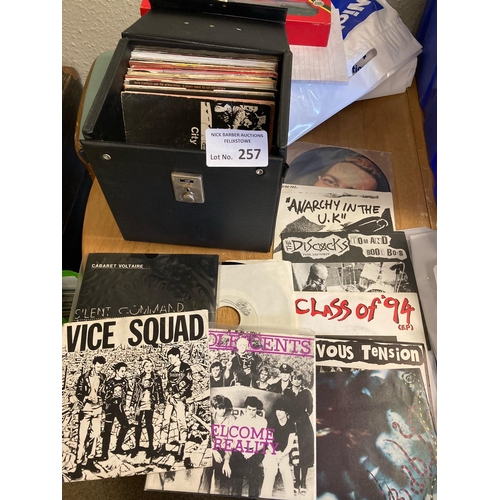 257 - Records : Punk 45s (40+) in case inc The Clash, Stranglers, Sex Pistols etc - great lot