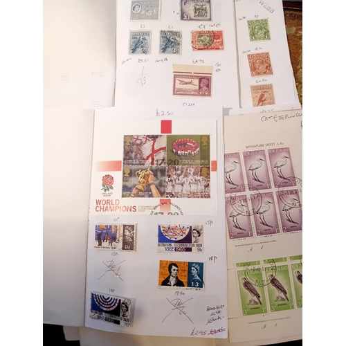 51 - Stamps : Circulated Club Books - mainly Colonial (7) much very useful the stamps remaining priced to... 