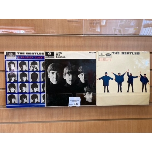 142 - Records : BEATLES : (3) very nice condition UK press albums original inners of yell/black Parlophone... 