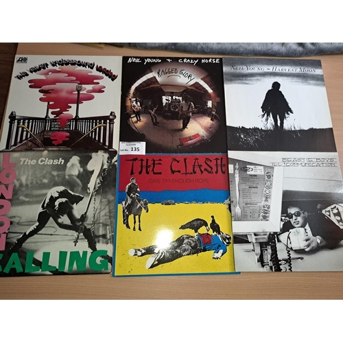 135 - Records : 1980s/90s original pressings Rock/Indie etc inc The Clash, Neil Young, Velvet Underground,... 