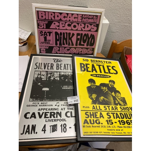 242 - Records : Framed Posters concerts (2) Beatles, (1) Pink Floyd