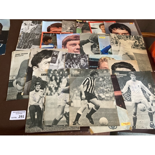 291 - Football :  Autographs - signed magazine pages 1960s/70s - mixed lot inc West Ham, Millwall, Middles... 