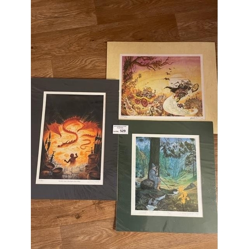 529 - Collectables : Discworld by Clare Craft /Lord of the  Rings, themed mounted prints x5, descriptions ... 