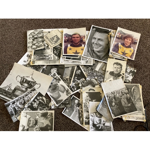 300 - Sports Memorabilia; Speedway: Collection of Black and White photographs - 5 x 3 - 8 x 6, 1940s - 60s... 