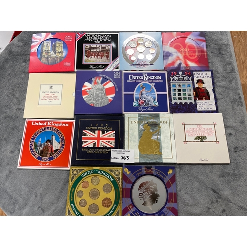 263 - Coins: Royal Mint GB year coin sets, including 1983, 1984, 1985, 1986, 1987, 1993, 1995, 1996, 1998,... 