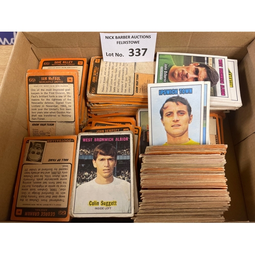 337 - Cards; Gum Cards: A + BC Football 1970/1 gum cards; orange backs/ transparencies etc.; vast stock of... 