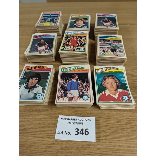 346 - Cards; Gum Cards: Topps football gum card assortment, 1978/79, large quantity of loose cards within ... 