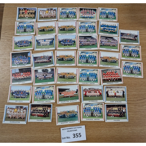 355 - Cards; Gum Cards: Football gum cards mixed lot, including A + BC, Topps, Typhoo, Panini 80, 85 and 8... 