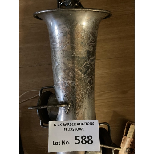 588 - Collectables; Musical Instruments: Buescher Elkhart made in Indiana Saxophone, silver plated, antiqu... 