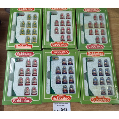 542 - Diecast; Vintage Toys: Collection of Subbuteo including 12x complete teams, 1x incomplete team, 2 pi... 