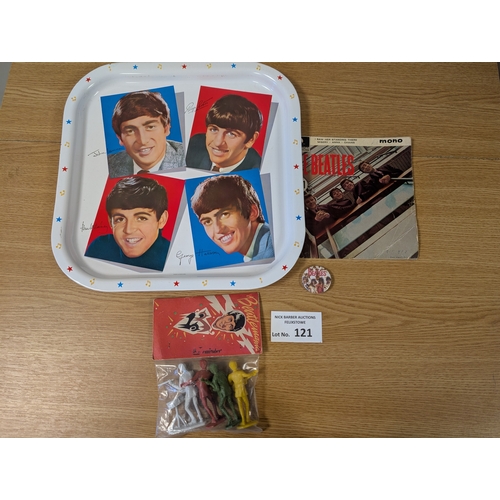 121 - Vintage Toys: The Beatles Beatlemania plastic figures (sealed), plus The Beatles tray, single, and b... 