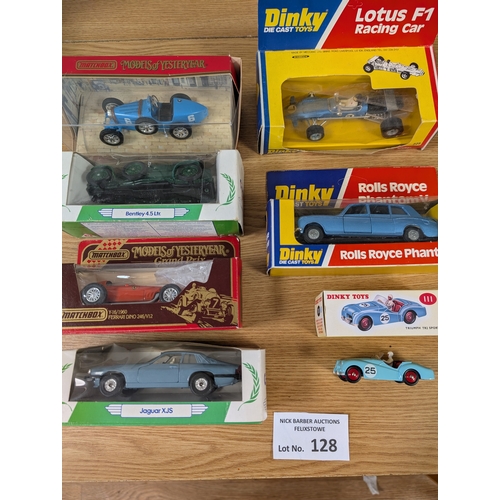 128 - Diecast: Large collection of various diecast including Corgi, Dinky, Models of Yesteryear, Vanguards... 