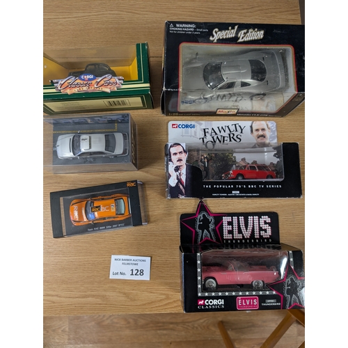 128 - Diecast: Large collection of various diecast including Corgi, Dinky, Models of Yesteryear, Vanguards... 