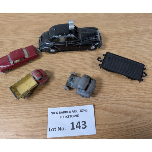 143 - Diecast: Assortment of vintage diecast, including Matchbox/Lesney, Plus Tri-ang Spot-On Jaguar XK 'E... 