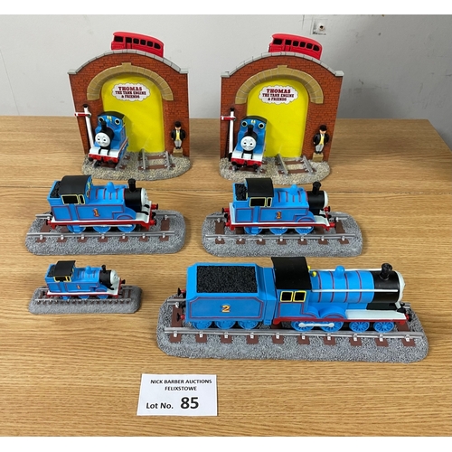 85 - Vintage Toys: Thomas the Tank Engine group of Leonardo Collection figurines; within boxes; some mini... 