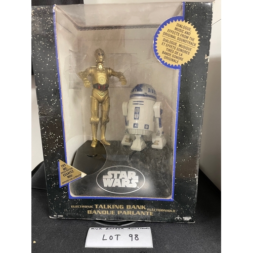 98 - Vintage Toys: Star Wars collection of items, including puppet, soft toy, novelty items and accessori... 