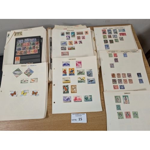 15 - Stamps: Box of 1000s of world/GB stamps, plus 5x GB/world Mint/Used albums.