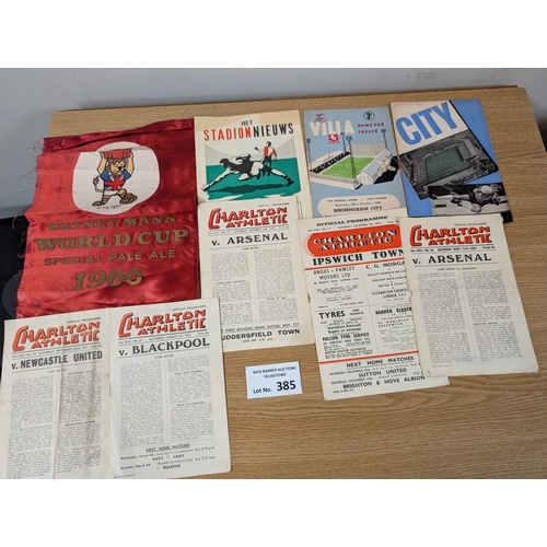 385 - Sports; Football: Football programmes assortment including Tottenham, West Ham, Arsenal, some foreig... 