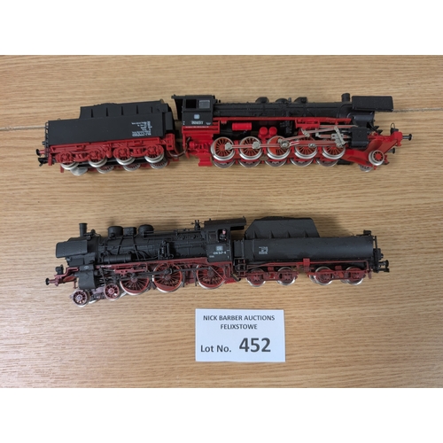 452 - Diecast; Railway: Fleischmann HO Gauge 2x steam engine trains in fine condition; only used for displ... 