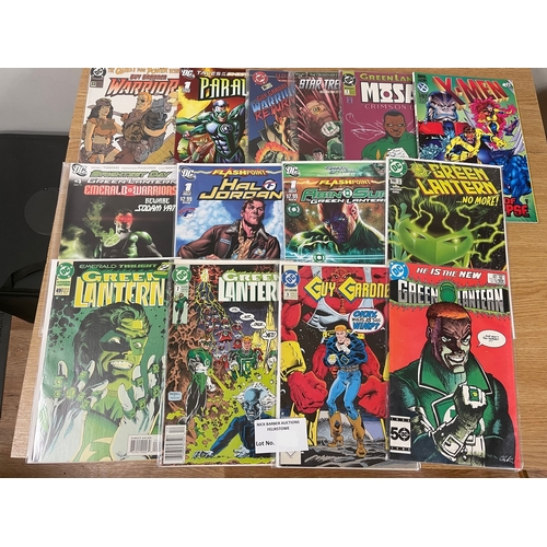 547 - Comics: Collection of DC/Marvel comics, including Green Lantern, X-Men, Avengers, Booster Gold, Blue... 