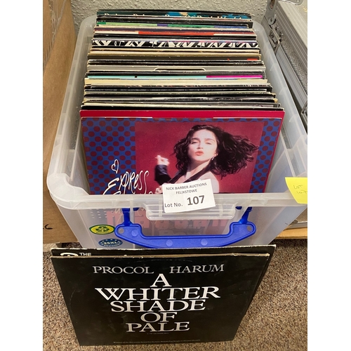 107 - Records : A crate of some good quality 12