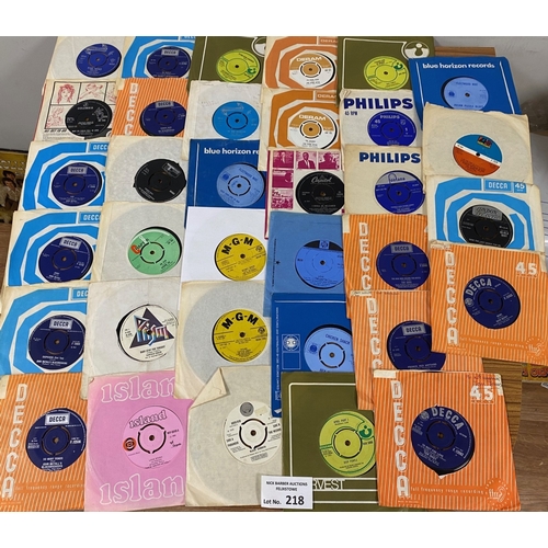 218 - Records : 120+ mainly 1960's singles incl many rarities, Led Zeppelin, John Mayall, Chicken Shack et... 