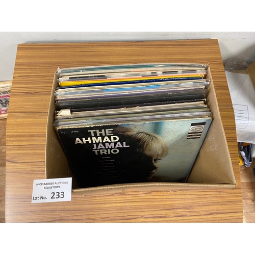 233 - Records : Box of 25+ jazz albums, incl Adderley, Morgan, Getz etc.