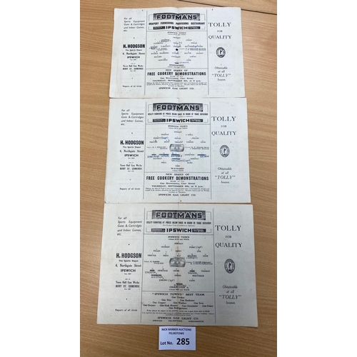 285 - Football : Ipswich Town Res programmes 19454/6 - London Combination (3), v Watford 27.10.1945, Charl... 