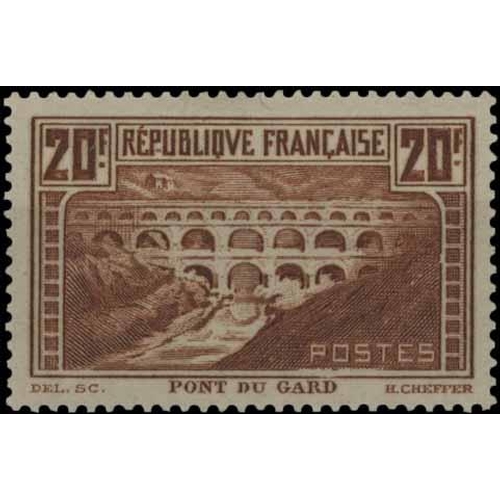 3336 - 1929-33 Views set to 20f. Pont du Gard fresh mounted mint. The 90c with gum disturbance but the 3f i... 