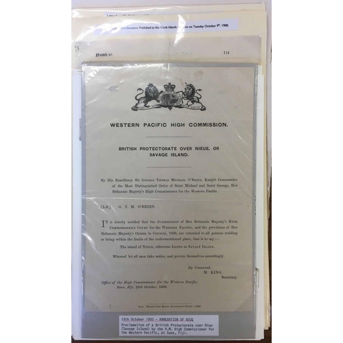 1397 - EPHEMERA: The selection of early items inc. 1900 (9 Oct) bilingual proclamation published in the Coo... 