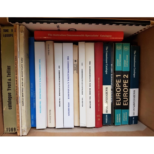 192 - BRITISH COMMONWEALTH: Range in 7 cartons inc. Bermuda King George VI High Values (1980), Stamps of t... 