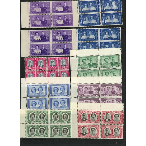 40 - EARLY TO  MODERN FOREIGN MIXTURE: Two cartons with the early to modern Foreign & Empire accumulation... 