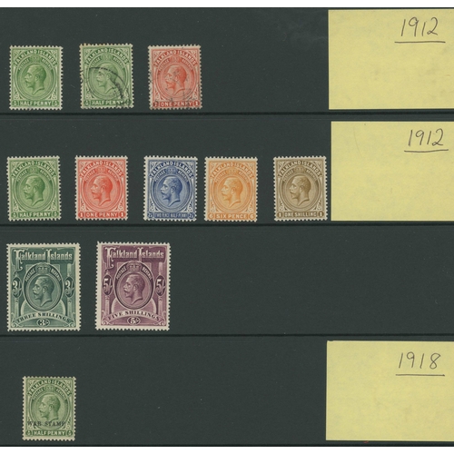 383 - QV TO QEII MINT COLLECTION ON HAGNER SHEETS: Binder housing an almost exclusively mint collection. I... 