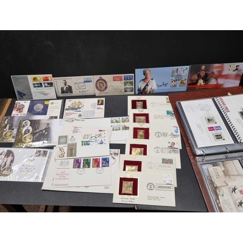 1 - GB & WORLDWIDE FDC QUANTITY:Carton and a small box of GB covers and a large box of foreign. A few co... 